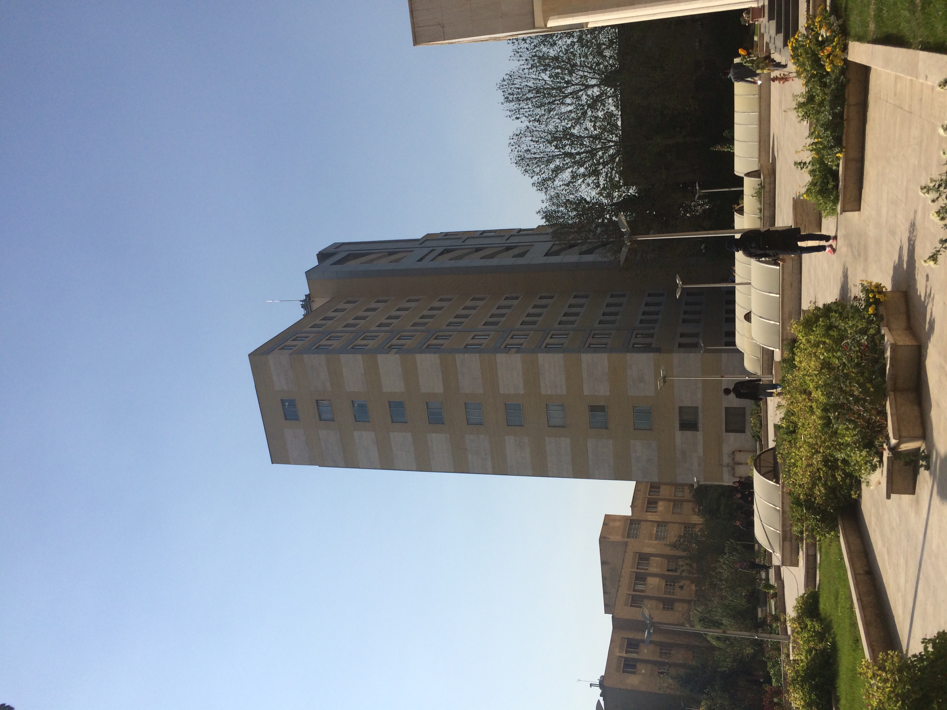 نمونه کارهای روزبه طاهرزاده - 4